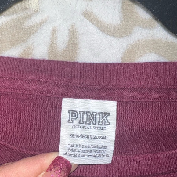 ‼️‼️Last price drop‼️‼️preloved Maroon Red Long sleeve Sequin VS pink top - Picture 4 of 14